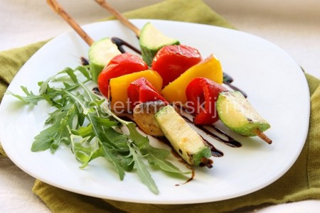 Вегетарианский шашлык (овощной и из сейтана)
